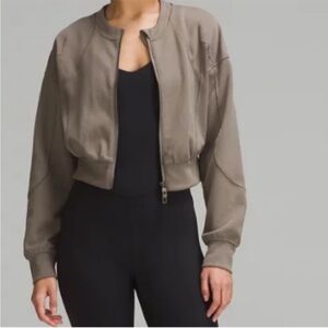 Lululemon ribbed softstreme jacket